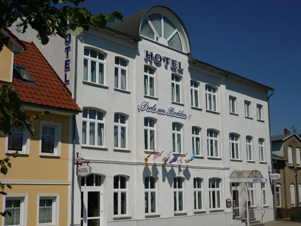 Hotel Perle am Bodden Ribnitz-Damgarten Buitenkant foto